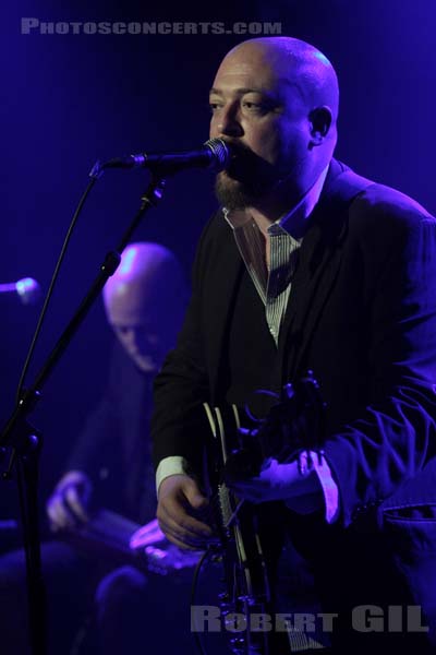 MICHAEL J SHEEHY AND THE HIRED MOURNERS - 2009-10-11 - PARIS - La Maroquinerie - Michael J. Sheehy - Patrick McCarthy